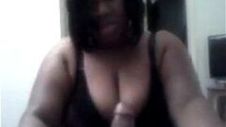 Giving Head to a friend Because I was bored - porn video