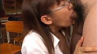 Hot big tits babe gives a hot blowjob - porn video