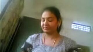 Mallu Housewife Sucking Cock - porn video